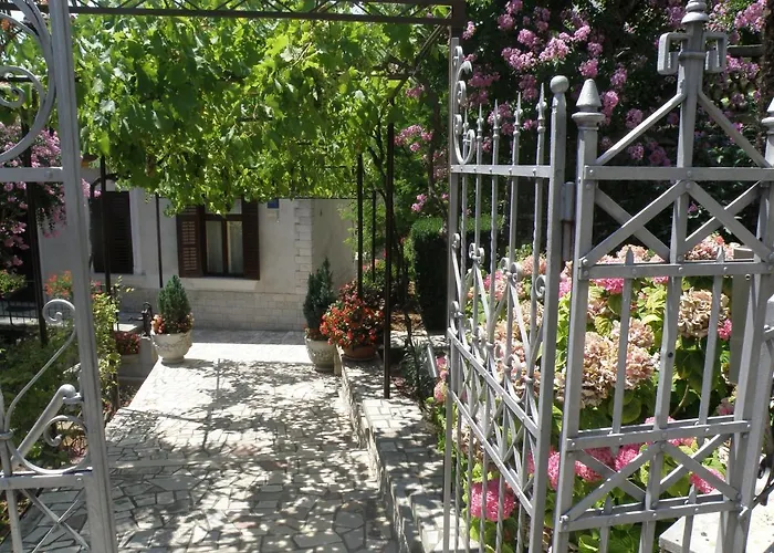 With A Parking Space - 14562 Apartmán *